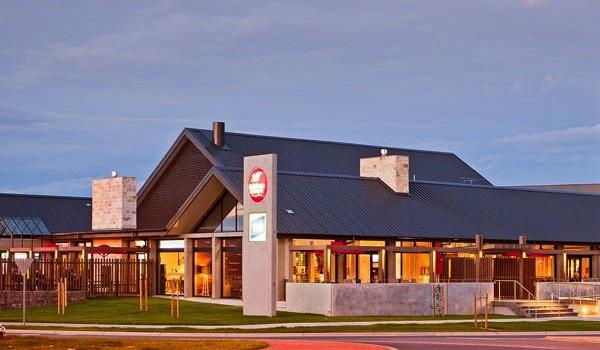 Huon Hill Hotel feature image