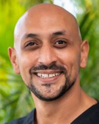 Dr Ahmed AMB Mostafa Esteem Dental Care Robina