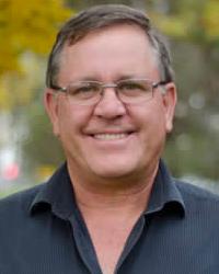 Dr Albert van Zyl Main Street Veterinary Clinic Bairnsdale