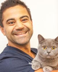 Dr Andrew  Kapsis Lort Smith Animal Hospital North Melbourne North Melbourne