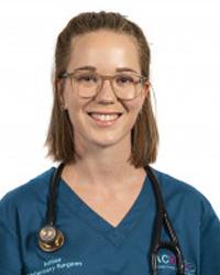 Dr Ashlee  Bernstone Albany Creek Veterinary Surgery Albany Creek