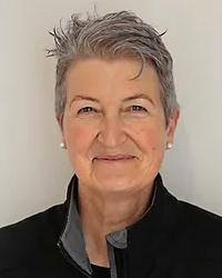 Dr Caroline  Weston Blue Lake Veterinary Clinic Mount Gambier