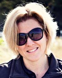 Dr Carolyn Bird Mayfair Veterinary Clinic Sandy Bay