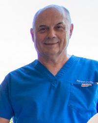 Dr Darryl B Beresford The Smile Pros Dental Mermaid Waters