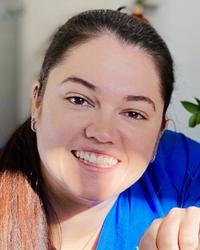 Dr Emily Bidgood Sweet Pea Animal Hospital Forster