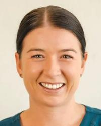 Dr Georgia  Rayner Killarney Vale Veterinary Clinic Tumbi Umbi