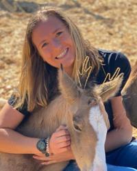 Dr Jade Janssens Golden Plains Equine Lethbridge