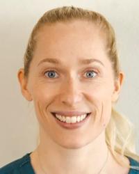 Dr Kathryn A Lewis Killarney Vale Veterinary Clinic Tumbi Umbi