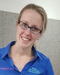 Dr Kimberley  Tozer Brisbane Bird & Exotics Veterinary Service Greenslopes