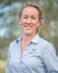 Dr Lucy  Cudmore Avenel Equine Hospital Avenel