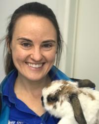Dr Lyndsay Dean Blayney Veterinary Hospital Blayney
