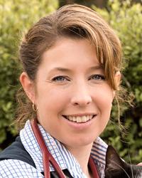 Dr Nikki Burns Molong Veterinary Clinic Molong