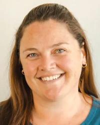 Dr Nicole J Edwards Killarney Vale Veterinary Clinic Tumbi Umbi