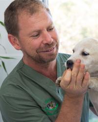 Dr Robert McMahon Sweet Pea Animal Hospital Forster