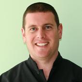 Dr Steven  Rostkier Century Dental Balwyn