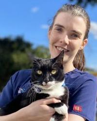 Dr Tahlia Mitchell Gordon Veterinary Hospital Pymble