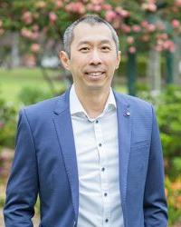 Dr Vincent Lau Ideal Dental Oatley